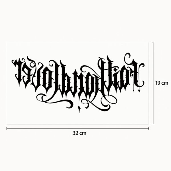 Brust-Tattoo unkenntlich